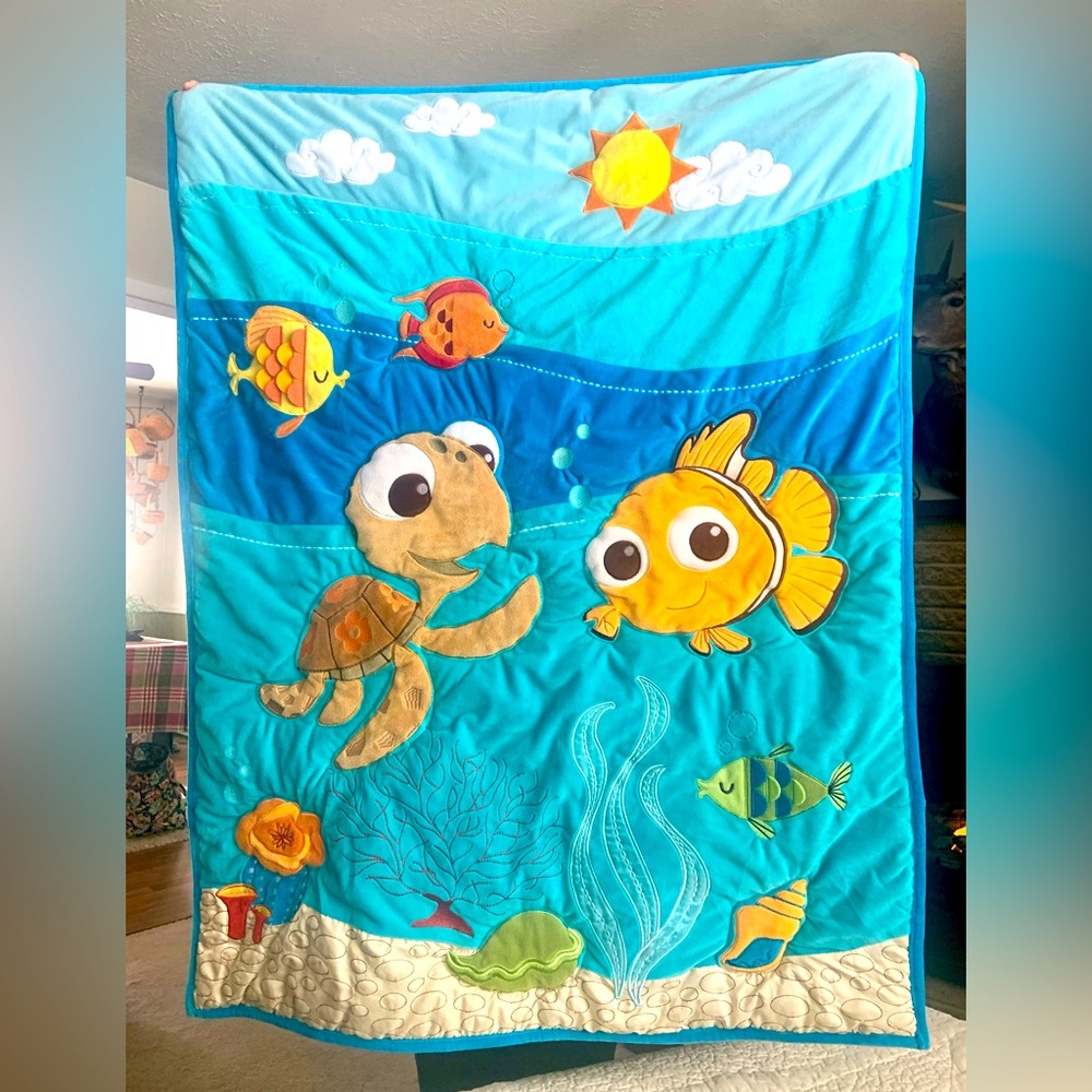 Disney Nemo Crib Quilt